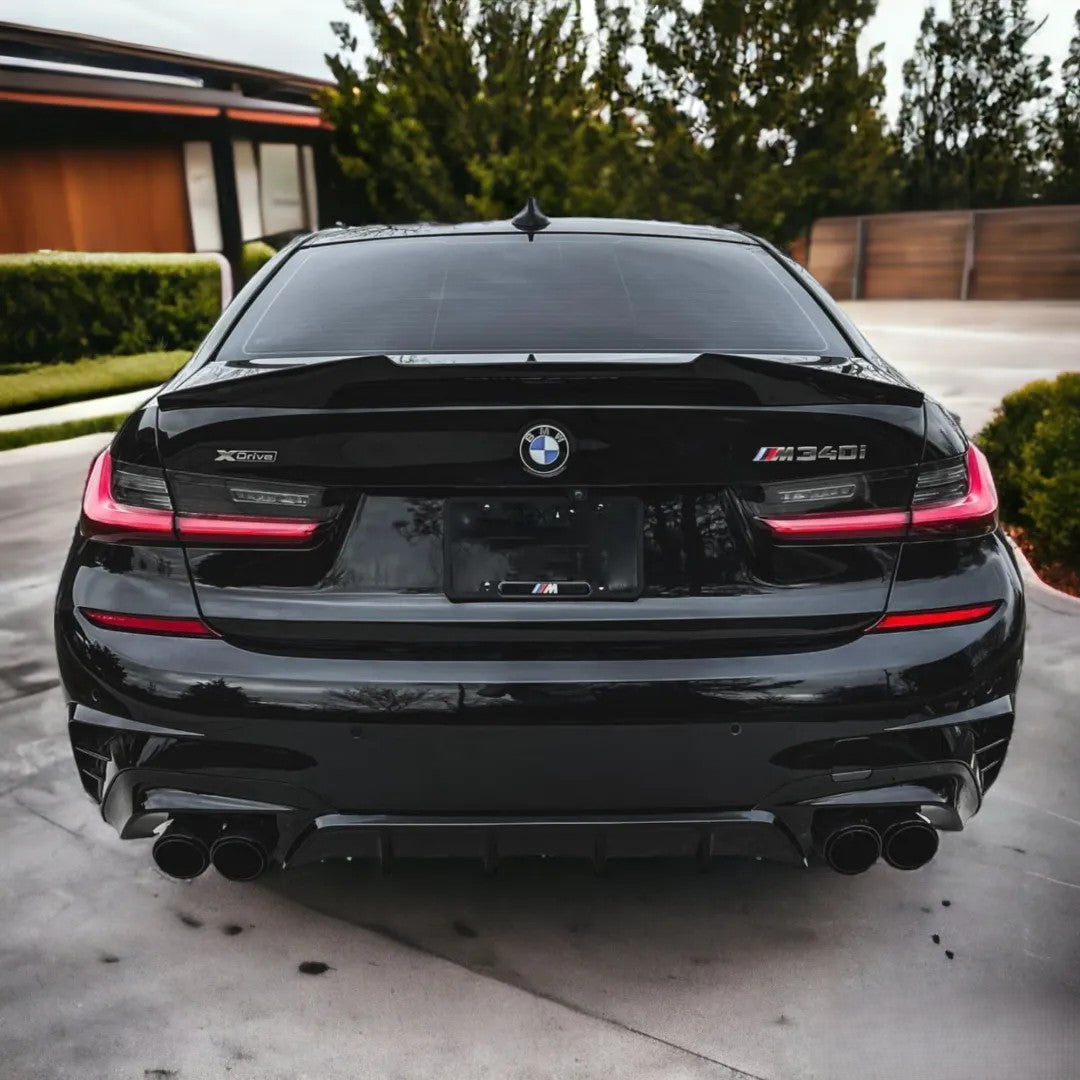 'Sport' Diffuser for BMW Series 3 (G20/G21) Pre-LCI 2019+ in Glossy Black