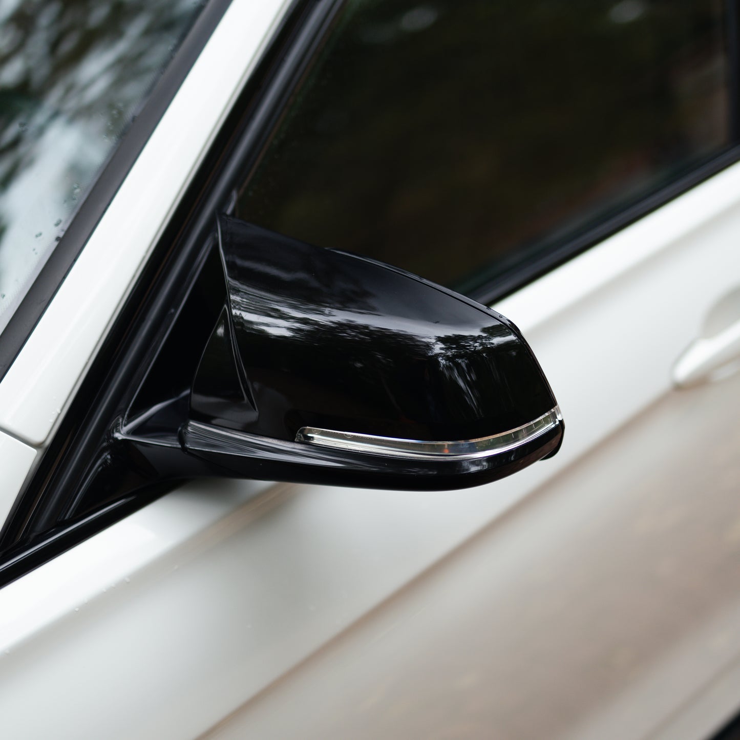 M Style mirror housings for BMW Series F (1-4) in glossy black