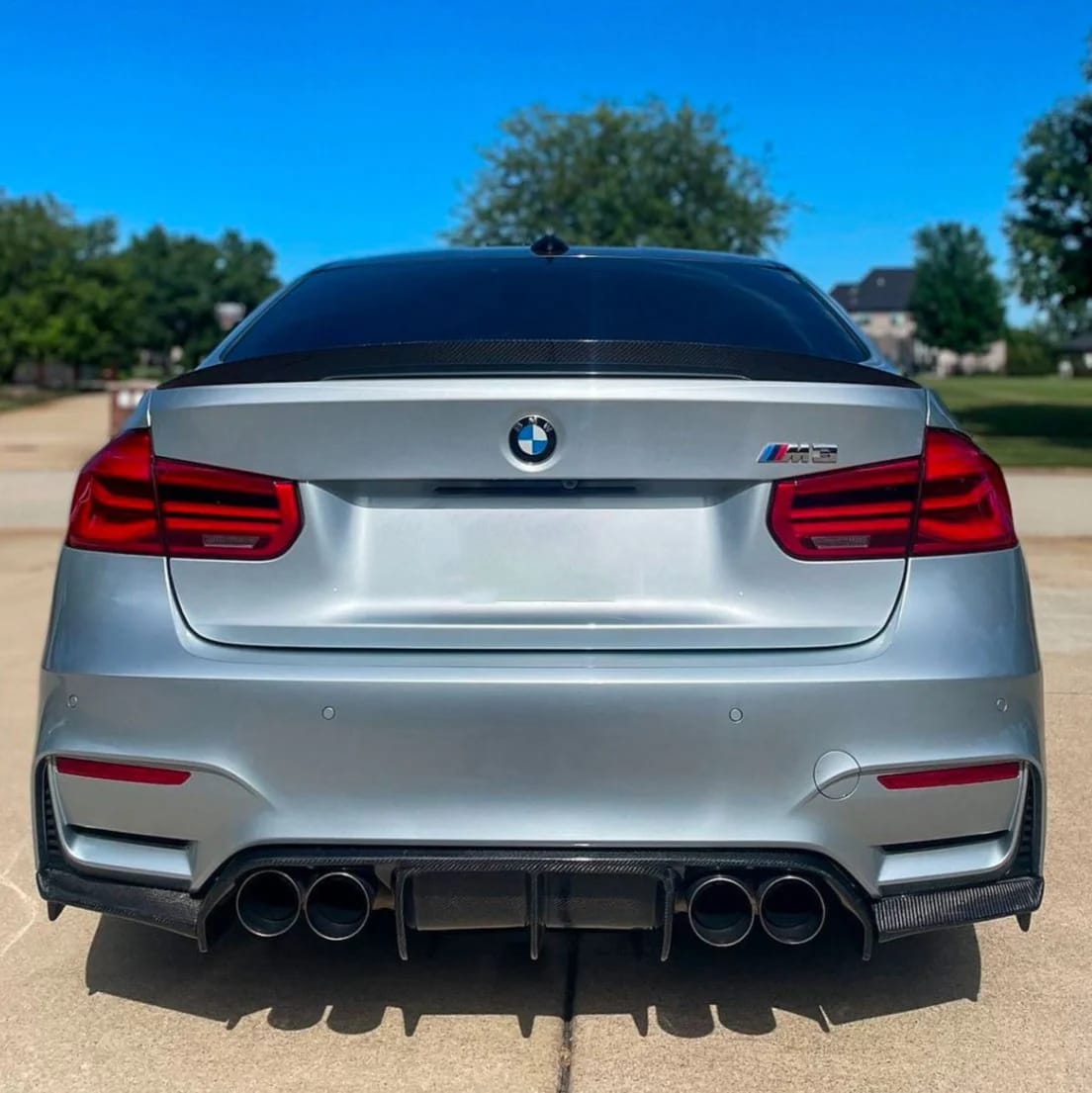 Karbonowy Dyfuzor 'V-Style' do BMW M3/M4 (F80/F82/F83)