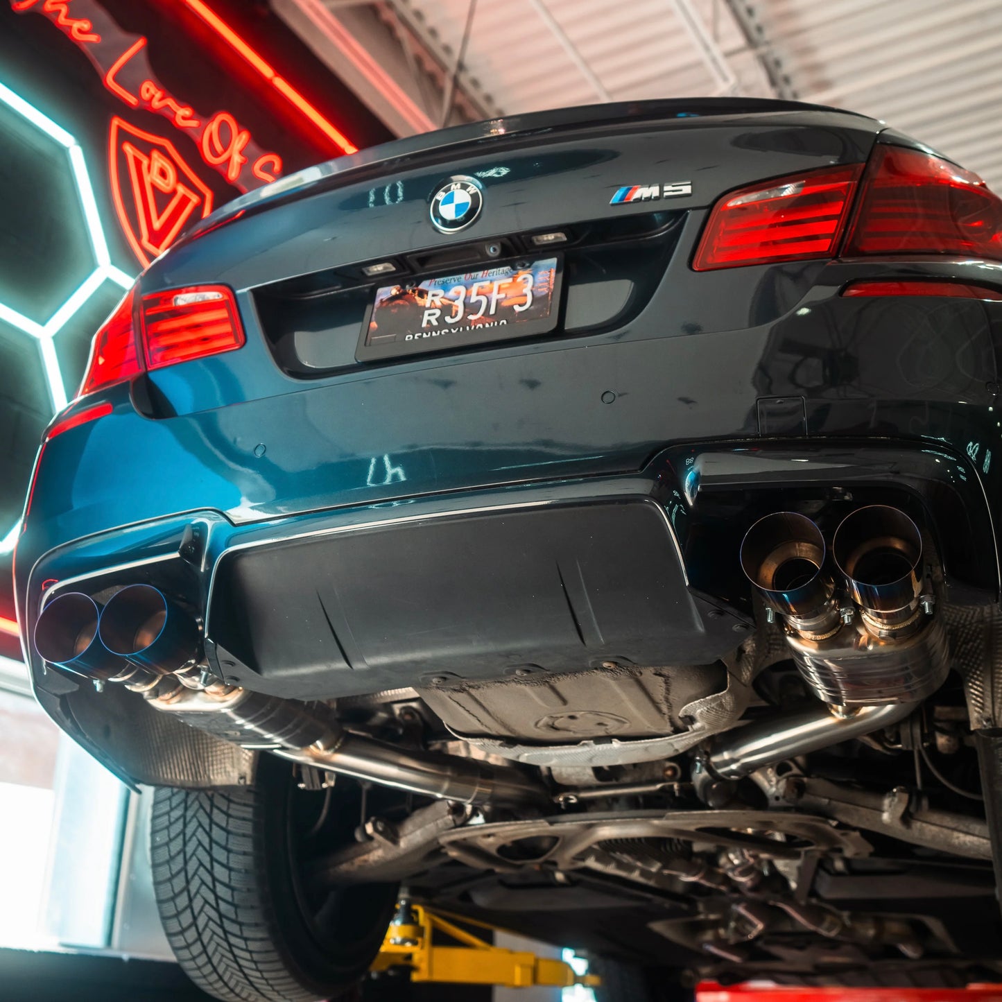 Układ wydechowy Valvetronic Designs do BMW M5/M6 (F10/F06)
